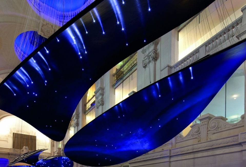 Giant scales with LED lights, Musée des Arts Décoratifs, Paris