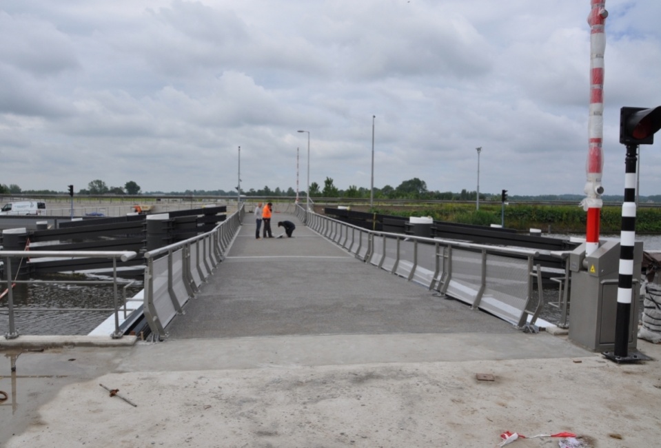 Floating bridge, Geestmerambacht